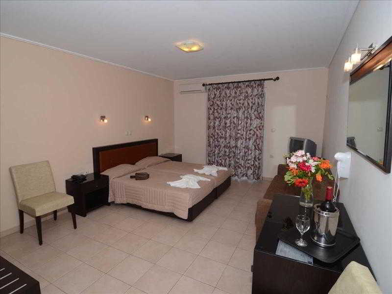 Konstantin Beach Hotel Zakynthos Island Exterior photo