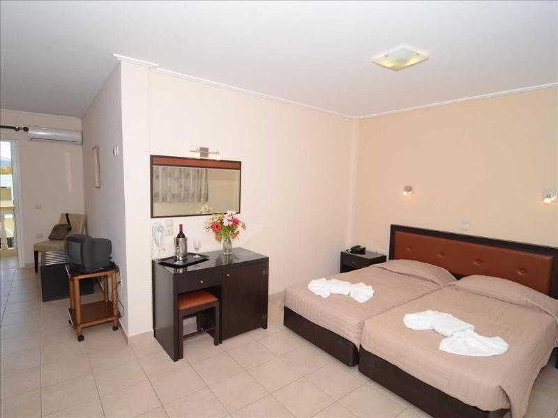 Konstantin Beach Hotel Zakynthos Island Exterior photo